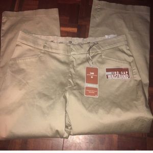 Lee tan khakis